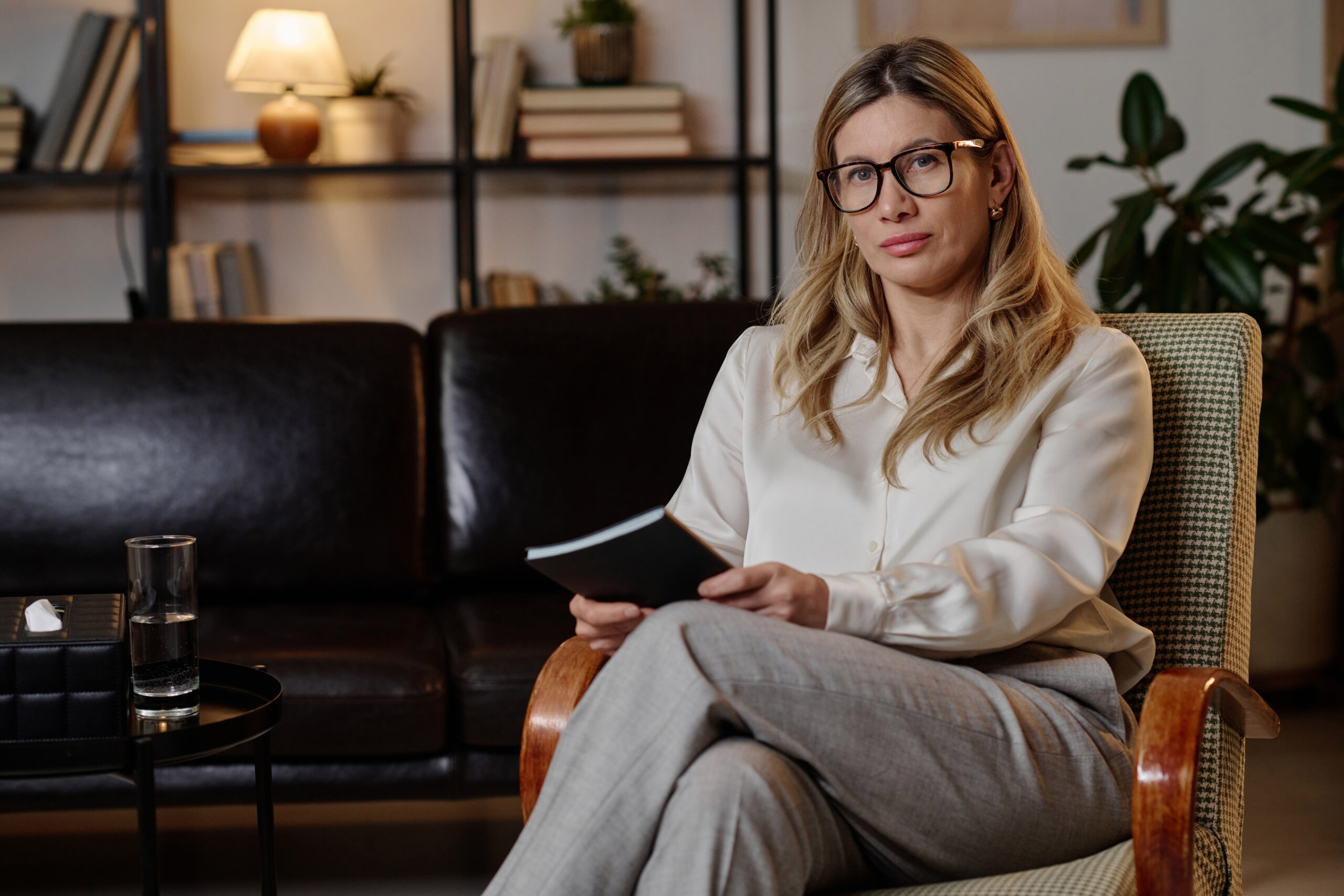 Certificarea în lucrul cu trauma – Analiză comparativă a abordărilor moderne în consilierea psihologică