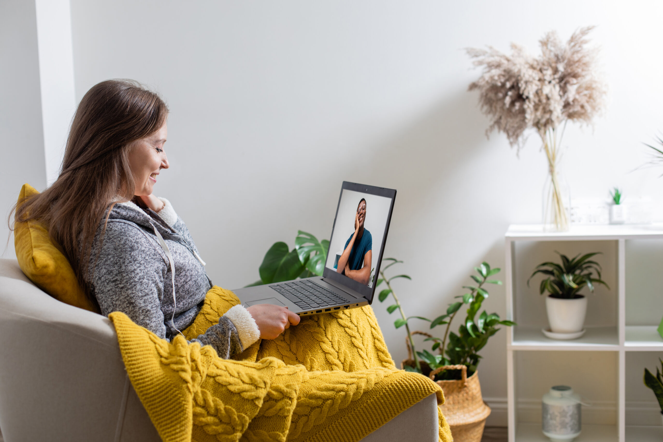 Relația terapeutică în era digitală: apropiere sau distanțare?