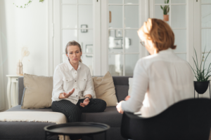 Alianța terapeutică în tratamentul OCD: știința relației vindecătoare și provocarea rușinii