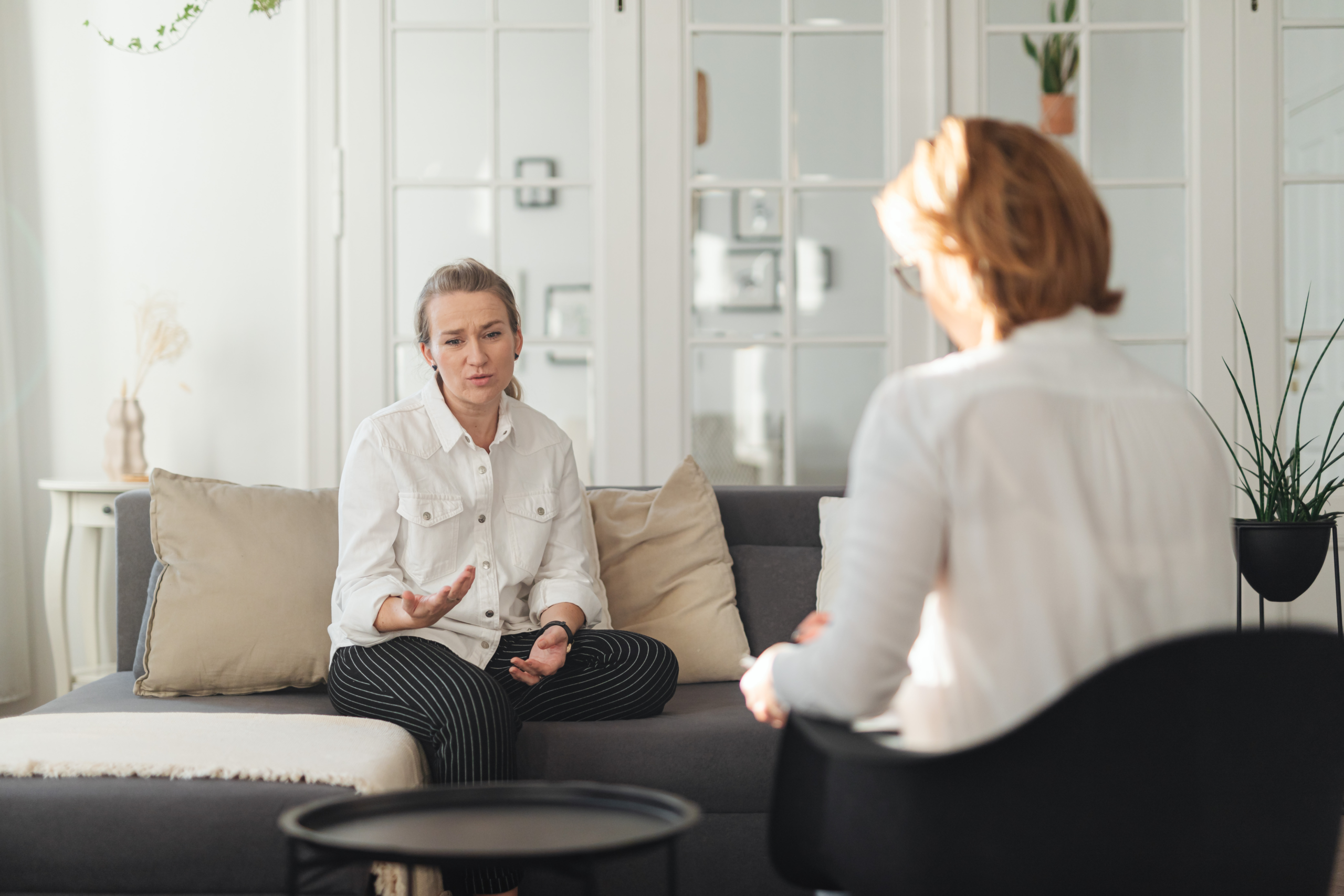 Alianța terapeutică în tratamentul OCD: știința relației vindecătoare și provocarea rușinii