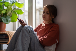 Gestionarea anxietății și OCD: strategii contemporane între autoreglare, terapie somatică și meditație
